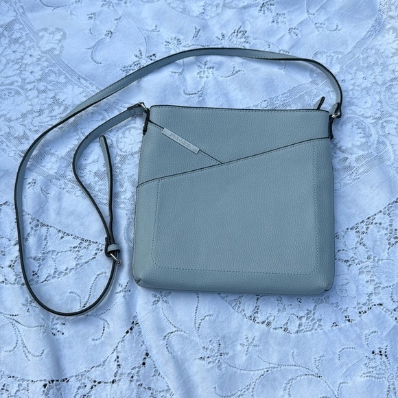 Steve Madden Chic Light blue Crossbody Bag 9.5x9.5 inches - Picture 1 of 9